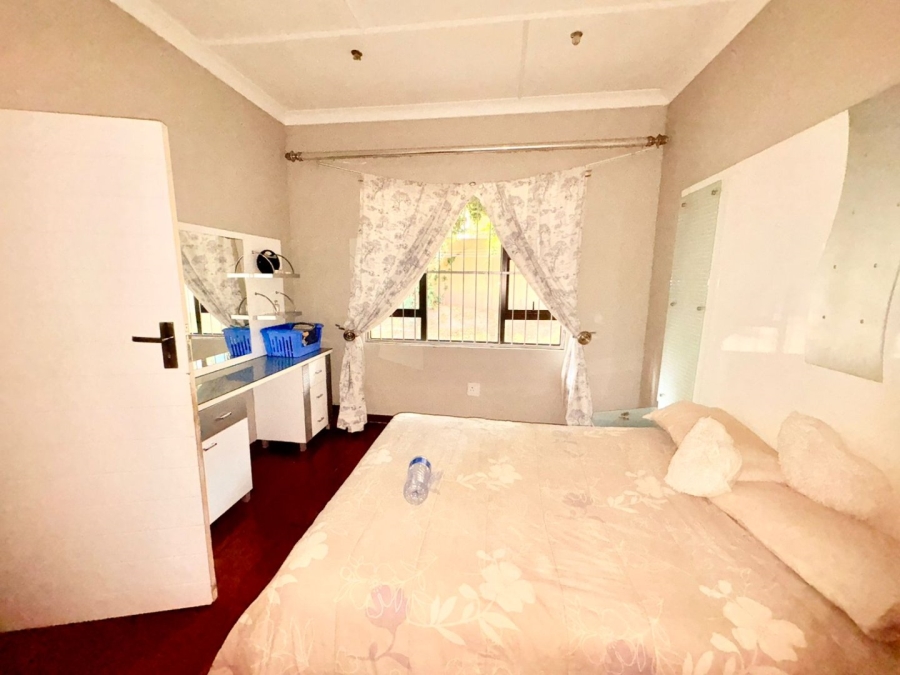 5 Bedroom Property for Sale in King Williams Town Central Eastern Cape